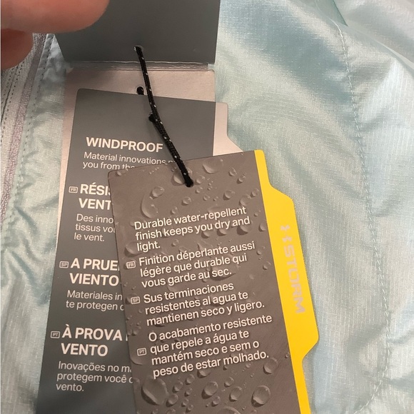 🩵 NEW🩵Under Armour Run 🏃‍♀️ Impasse Windbreaker Jacket - Picture 12 of 15